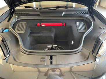 Porsche Macan Electrique 4 — photo 28