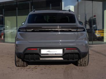 Porsche Macan Electrique GTS — photo 5