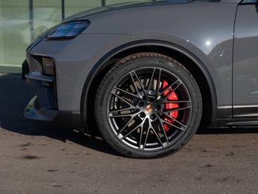 Porsche Macan Electrique GTS — photo 6