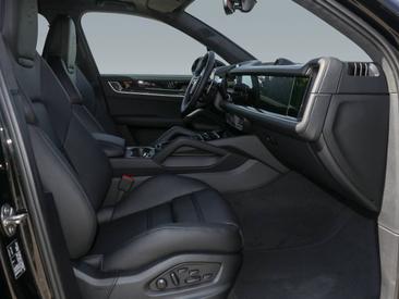 Porsche Cayenne III S E-Hybrid Black Edition — photo 17