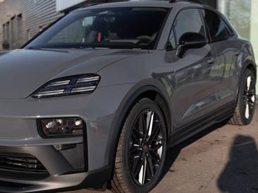 Porsche Macan Electrique GTS — photo 8