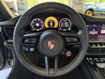 Porsche 992 II Carrera 4 GTS Cabriolet — photo 15