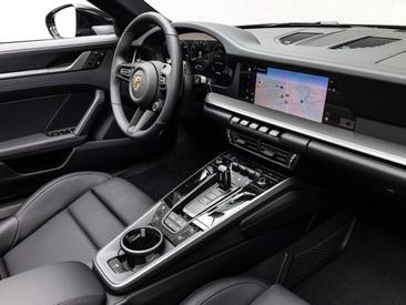 Porsche 992 II Carrera Cabriolet — photo 17