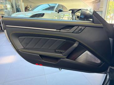 Porsche 992 II Carrera 4 GTS Cabriolet — photo 21