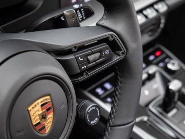 Porsche 992 II Carrera Cabriolet — photo 21