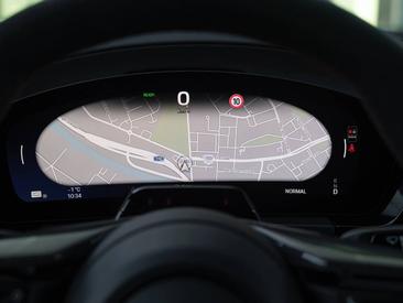 Porsche Macan Electrique GTS — photo 24