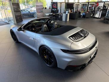 Porsche 992 II Carrera 4 GTS Cabriolet — photo 28