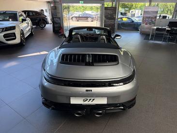 Porsche 992 II Carrera 4 GTS Cabriolet — photo 29