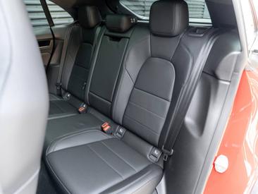Porsche Macan Electrique 4 — photo 40