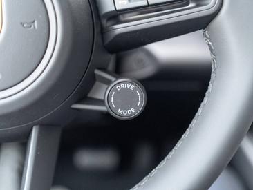 Porsche Macan Electrique 4 — photo 47