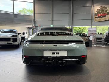 Porsche 992 II Carrera GTS Cabriolet — photo 4