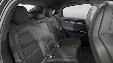 Porsche Cayenne III GTS Coupé — photo 13