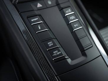 Porsche 991 I R — photo 32