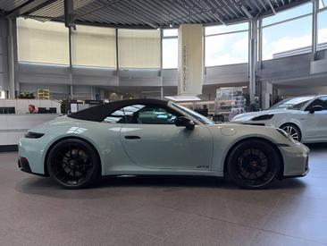 Porsche 992 II Carrera GTS Cabriolet — photo 6