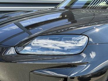 Porsche Cayenne E4 Turbo Electric — photo 8