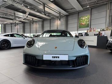 Porsche 992 II Carrera GTS Cabriolet — photo 8