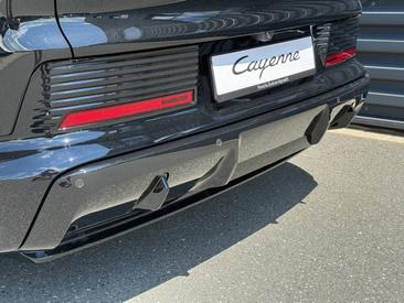 Porsche Cayenne E4 Turbo Electric — photo 13