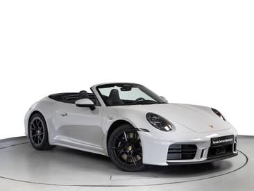 Porsche 992 II Carrera 4S Cabriolet — photo 8