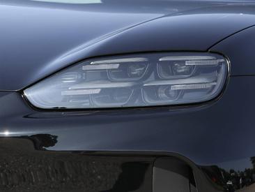 Porsche Cayenne E4 Electric — photo 6