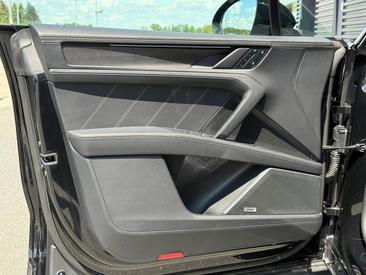 Porsche Cayenne E4 Turbo Electric — photo 23