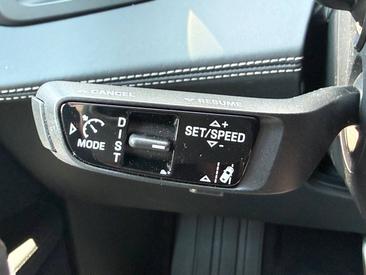 Porsche Cayenne E4 Turbo Electric — photo 27