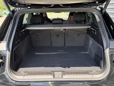 Porsche Cayenne E4 Turbo Electric — photo 31