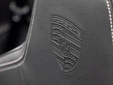Porsche 992 II Carrera 4S Cabriolet — photo 30