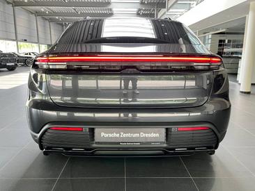 Porsche Macan Electrique 4S — photo 5