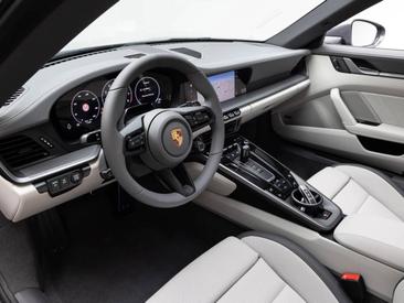 Porsche 992 II Carrera S — photo 12