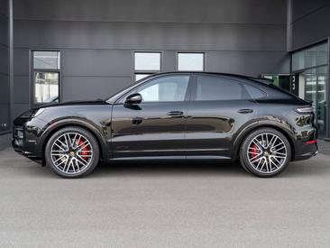 Porsche Cayenne III GTS Coupé — photo 2