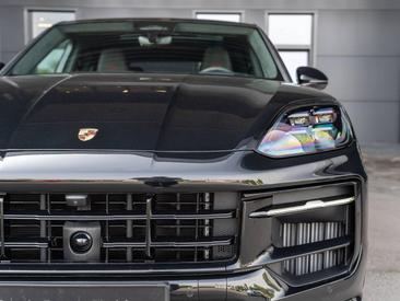 Porsche Cayenne III GTS Coupé — photo 5