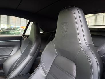 Porsche 992 II Carrera GTS Cabriolet — photo 24