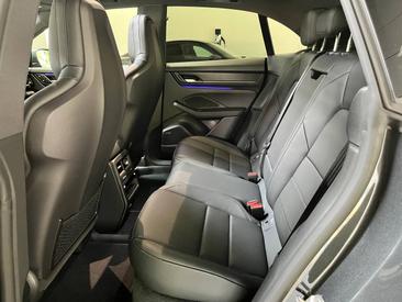 Porsche Macan Electrique 4S — photo 18