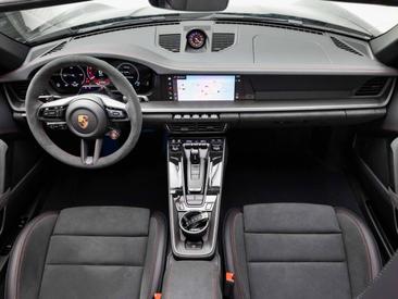 Porsche 992 II Targa 4 GTS — photo 16