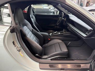 Porsche 992 II Carrera GTS Cabriolet — photo 26