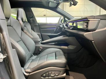 Porsche Macan Electrique 4S — photo 21