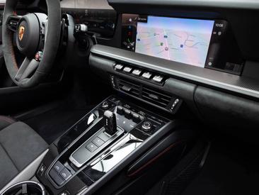 Porsche 992 II Targa 4 GTS — photo 20