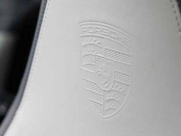 Porsche 992 II Carrera S — photo 28