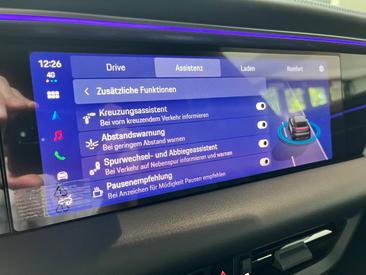 Porsche Macan Electrique 4S — photo 26