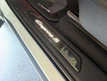 Porsche Cayenne III S E-Hybrid Coupé Black Edition — photo 35