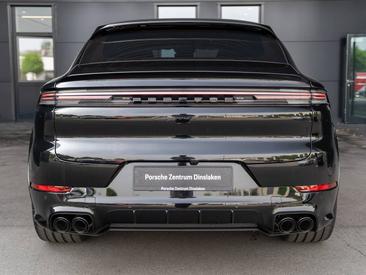 Porsche Cayenne III GTS Coupé — photo 16