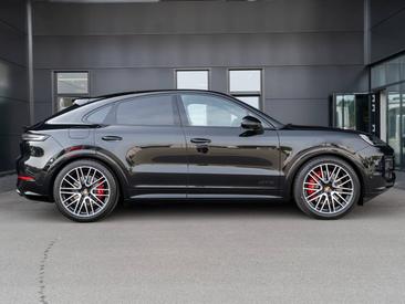 Porsche Cayenne III GTS Coupé — photo 23