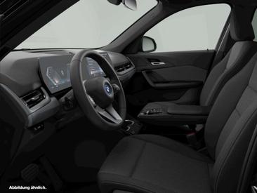 BMW IX1 XDrive30 — photo 2