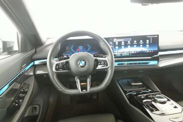 BMW Série 5 M Sport 520i — photo 10