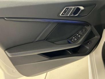 BMW 118 M — photo 14