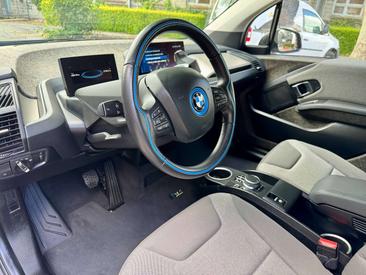 BMW I3 — photo 11