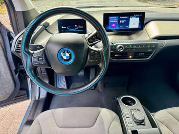 BMW I3 — photo 12