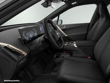 BMW IX XDrive40 — photo 3