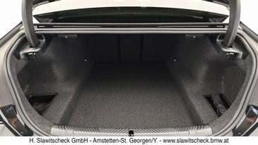 BMW Série 5 520d XDrive — photo 22