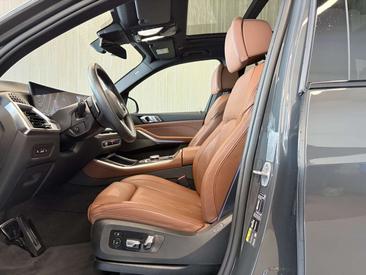 BMW X5 XDrive50e — photo 8